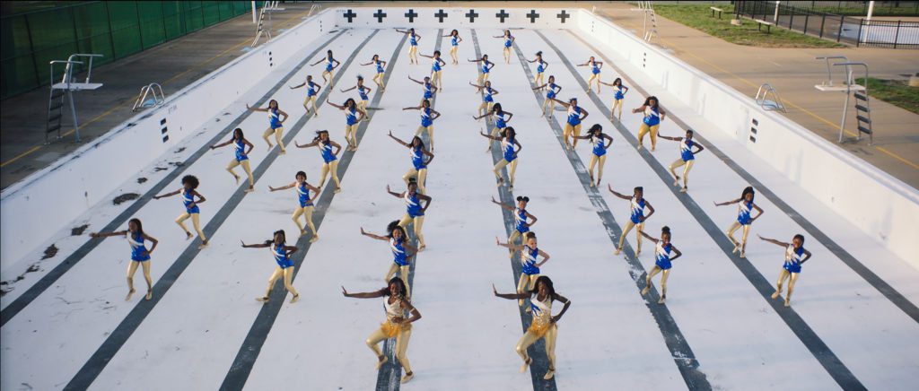 THEFITS_STILL_02
