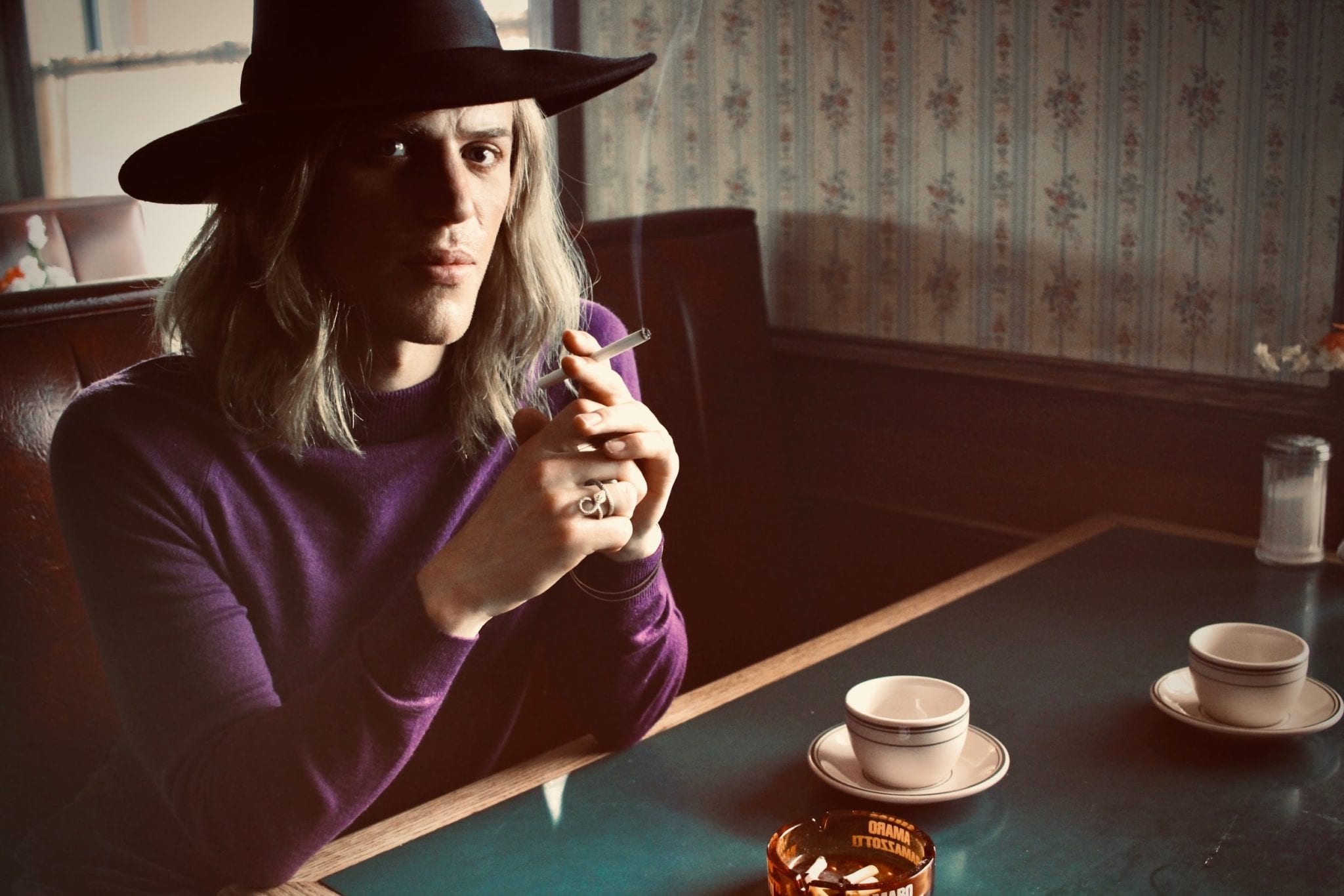 Stardust: The Charismatic Enigma of David Bowie