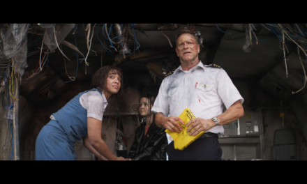 Deep Water: Harlin’s sharktacular is bloody, dumb fun