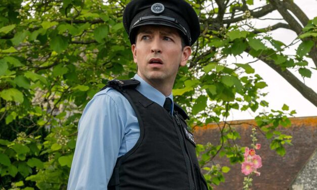 Finding Our Flock: 1on1 with Nicholas Braun (THE SHEEP DETECTIVES)